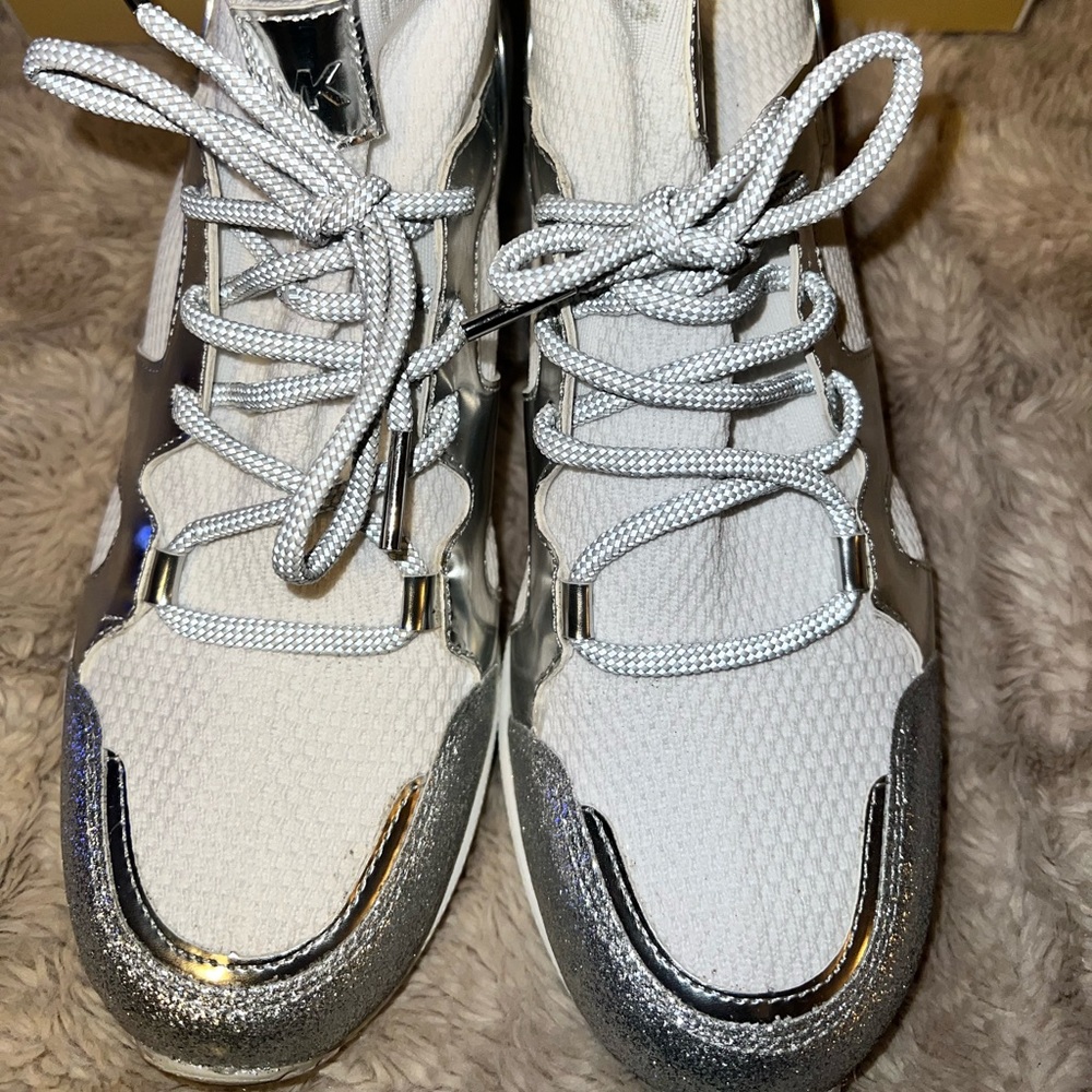 Brand New! Michael Michael Kors Allie Trainer Silver/White Size 7.5